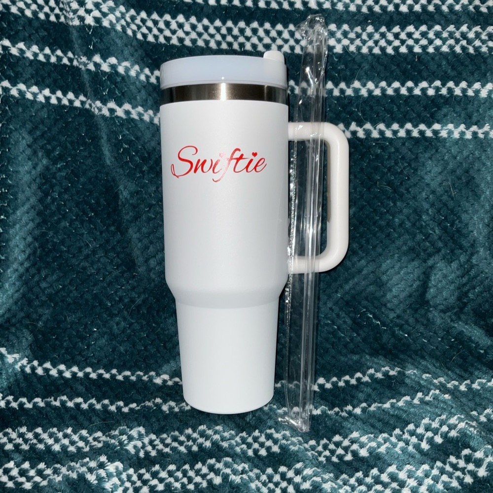 Swiftie 40oz stainless steel tumbler with straw